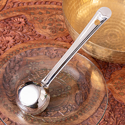 【6個セット】インドのラッサム用レードル 注ぎ口付き スープやカレーの取り分けに便利 ステンレス製 サーバーレードル〔約22.3cm〕 - サブ5