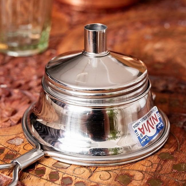 【6個セット】チャイの本場インドから 先端がじょうごになってて便利な茶こし ティーストレーナー メッシュフィルター 分解洗浄OK 14 - 別の角度から