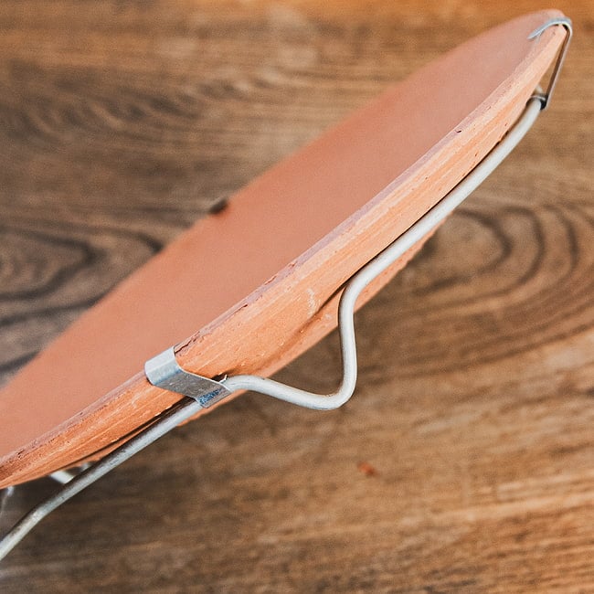 【6個セット】素焼きのチャパティパン（観賞用） 8 - 平らな台であんていします。