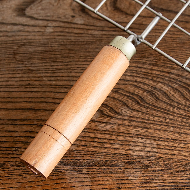 【6個セット】チャパティを直火で炙る焼き網 幅17cm 8 - シンプルな持ちてです。