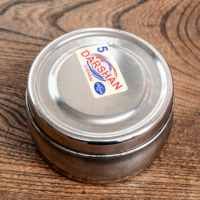 【6個セット】だいぶ大きめのステンレスのマサラケース・小物入れ 直径：8.5cm程度 3 - u上からの様子です。