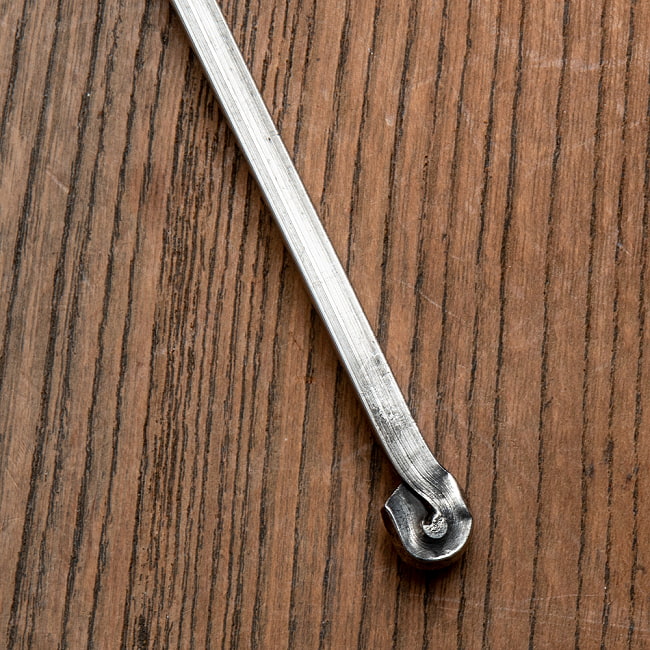 【6本セット】インドの鉄串 約60cm タンドリーチキンやシークケバブに 5 - 末端部分です。