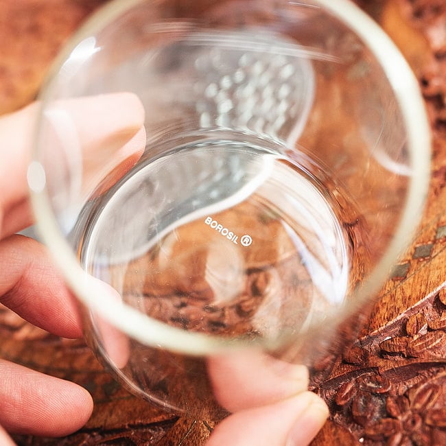 【3個セット】〔BOROSIL〕〔約295ml〕ボロシル ビジョングラス　〔 ミディアムサイズ〕VISION GLASSES MEDIUM 〔並行輸入品〕　洗練されたモダンなデザイン、耐熱ガラスの実力 9 - 内側底面の写真です