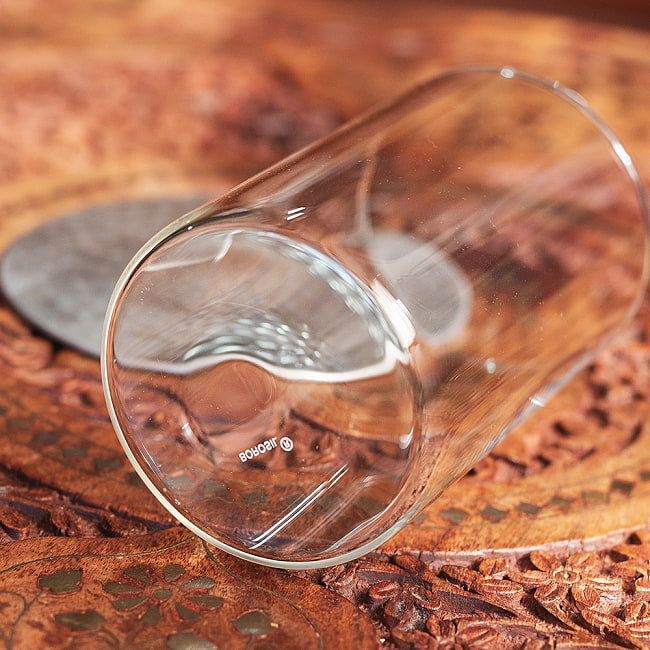 【6個セット】〔BOROSIL〕〔約295ml〕ボロシル ビジョングラス　〔 ミディアムサイズ〕VISION GLASSES MEDIUM 〔並行輸入品〕　洗練されたモダンなデザイン、耐熱ガラスの実力 6 - 底面の拡大写真です