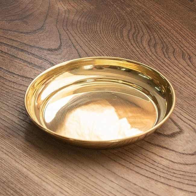 【6個セット】【祭壇用】ステンレス金メッキカトリ（中皿）　【直径：約13cm】 3 - 角度を変えてみてみました。