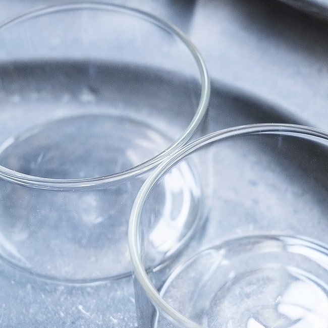 【12個セット】〔BOROSIL〕〔約105ml〕ボロシルのカトリ モダン・カレー小皿 SMALL KATORIES 〔並行輸入品〕 洗練されたモダンなデザイン 耐熱 約3.9cm × 約6.4cm 10 - 縁の部分も滑らか