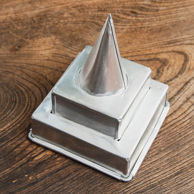 【6個セット】ナシ・トゥンペンの型 インドネシアのお祝いご飯 高さ:14cm 5 - 上から見てみました。