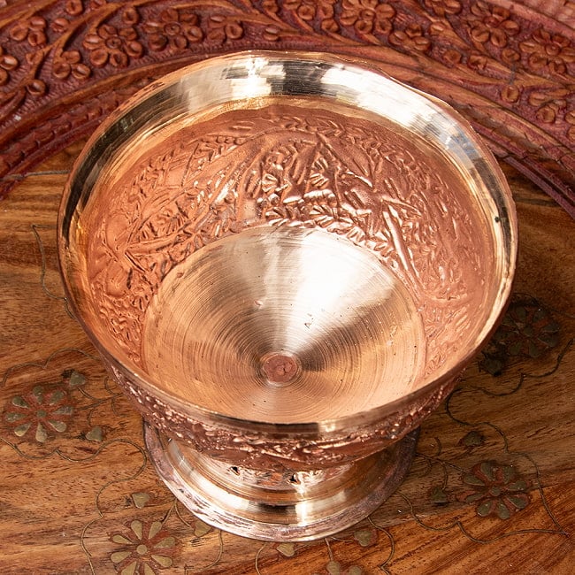 【6個セット】カシミールの重厚な精細彫金 脚付ボウル 高さ：11cm程度 4 - 職人による手彫りです。