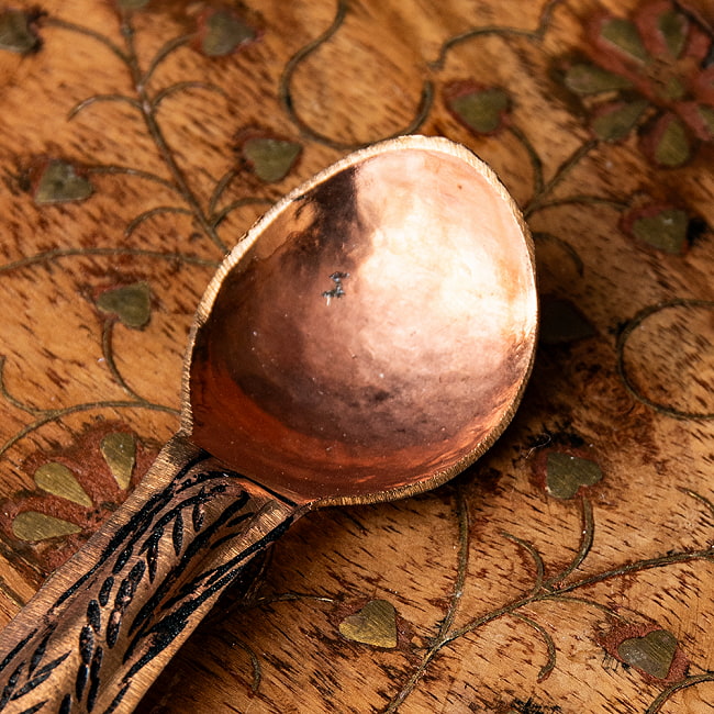 【6個セット】カシミールの重厚な精細彫金 ティースプーン 4 - 職人による手彫りです。