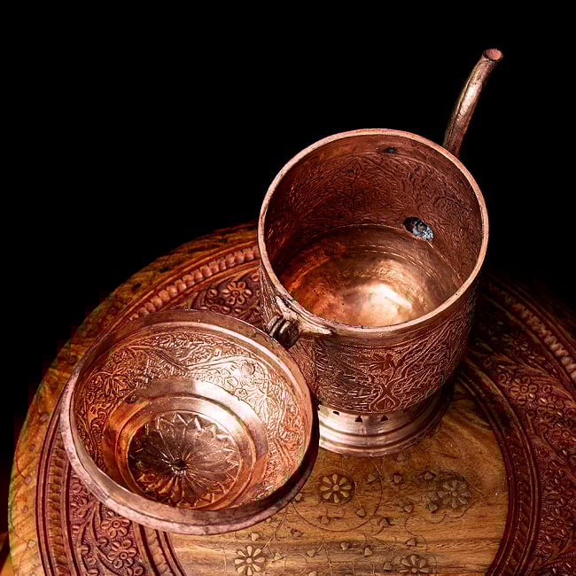 【6個セット】カシミールの重厚な精細彫金 水差し 銅仕上げ 高さ：29.5cm程度 10 - 蓋を開いてみました。