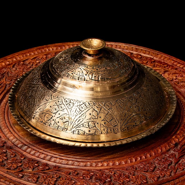 【6個セット】カシミールの重厚な精細彫金 カバリングプレート 豪華な蓋付きお皿 直径22.5cm程度 3 - 職人による手彫りです。