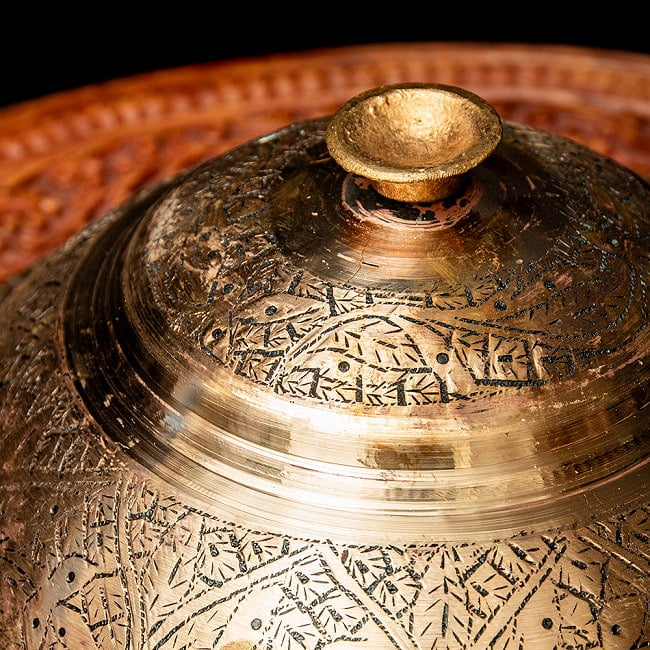 【6個セット】カシミールの重厚な精細彫金 カバリングプレート 豪華な蓋付きお皿 直径22.5cm程度 5 - 角度を変えてみてみました。