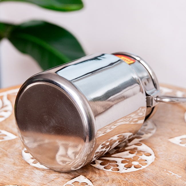 【6個セット】〔約250ml〕取っ手付き　かわいいフォルムのギーポット　ミルク缶　ミルクポット　ステンレス製 8 - 底面の写真です