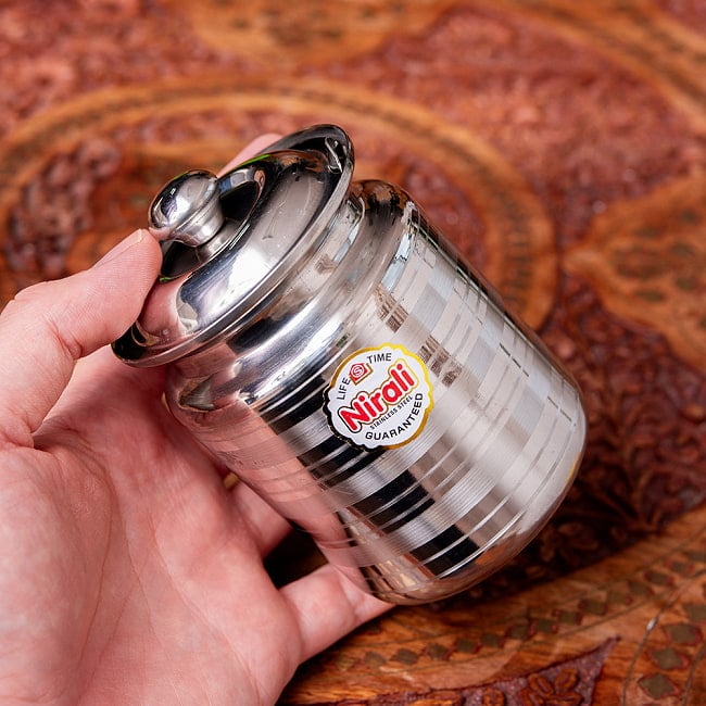 【6個セット】〔約300ml〕レードル付き　シュガーポット　ギーポット　レトロな形にモダンな風合いが魅力　ステンレス製 3 - これくらいのサイズ感になります