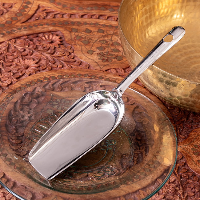 【6個セット】インドの台所から アタ粉スコップ〔約20.5cm〕丈夫なステンレス製 小麦粉 粉物 砂糖などをすくえて便利 3 - 全体写真です