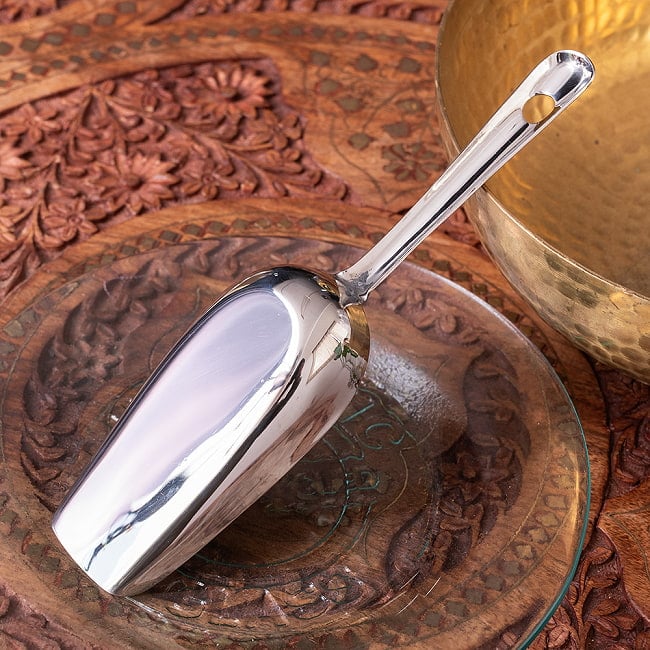 【6個セット】インドの台所から アタ粉スコップ〔約20.5cm〕丈夫なステンレス製 小麦粉 粉物 砂糖などをすくえて便利 7 - 裏面の写真です