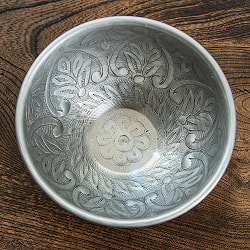 【6個セット】ムスリム職人の手仕事が息づく 薄彫り アルミボウル 直径：約13cm - サブ3