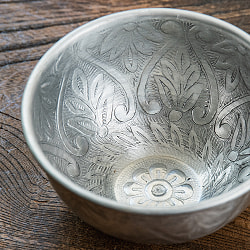 【6個セット】ムスリム職人の手仕事が息づく 薄彫り アルミボウル 直径：約13cm - サブ4