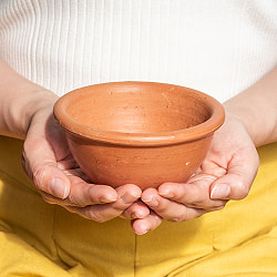 【10個セット】ミドルボウル スリランカ伝統の素焼き食器 テラコッタ製 直径12cm程度 - サブ3