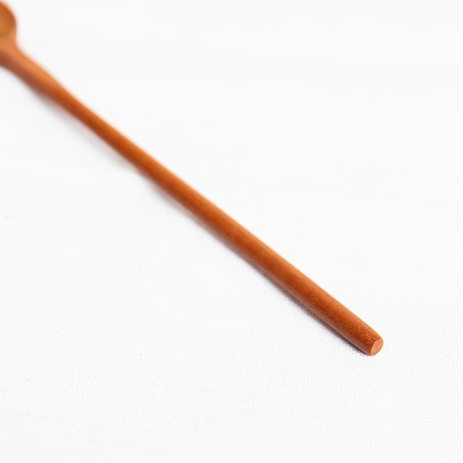 口当たりなめらか!天然木のデザートスプーンの商品写真 5枚目 持ち手部分です。