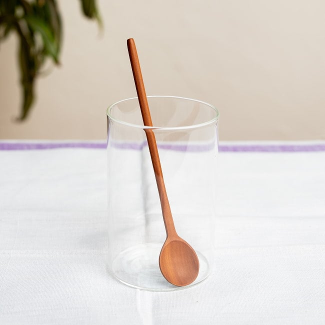 口当たりなめらか!天然木のデザートスプーンの商品写真 1枚目 商品の全体像です。