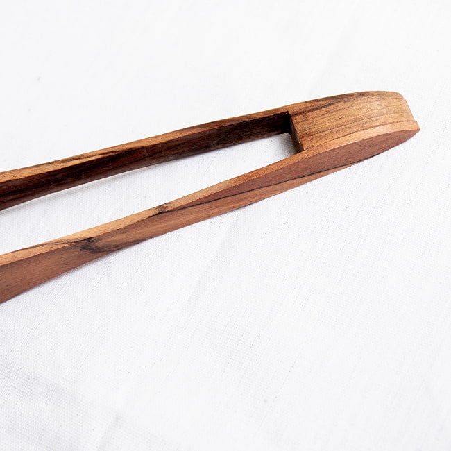 天然木のサービングトング　小　テーブルトング　お菓子の取り分け　などにも 3 - 持ち手の拡大です。