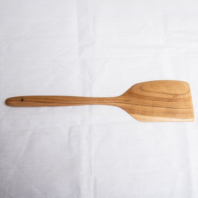 大鍋でもしっかり混ぜられる 天然木のワイドヘラ 5 - 裏面です
