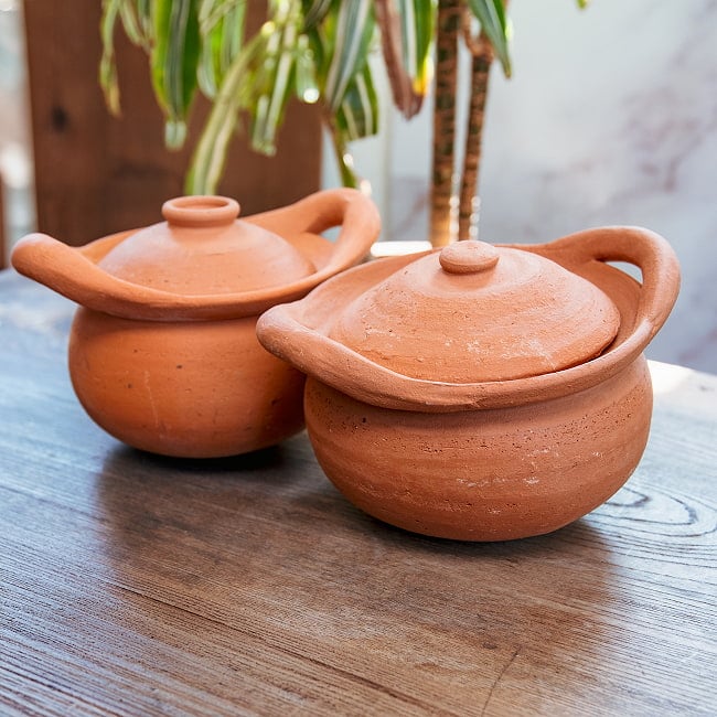 チムチュム鍋 タイ伝統の素焼き土鍋 1リットルサイズ 8 - 手作りなので大きさや形はばらつきがあります。