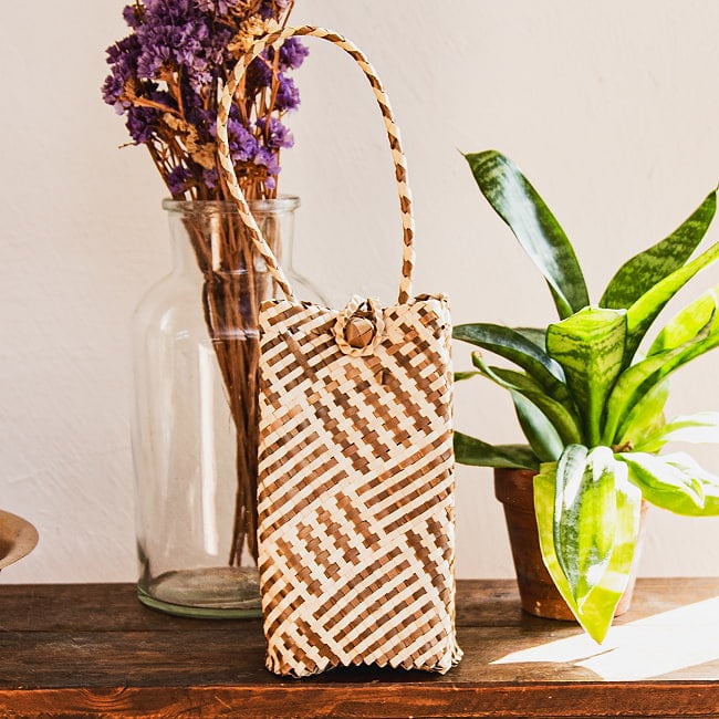 ミニサイズの編みポーチ 天然素材パンダンリーフ製 スマートフォンなどに 13 - 4：ナチュラル＋ブラウン