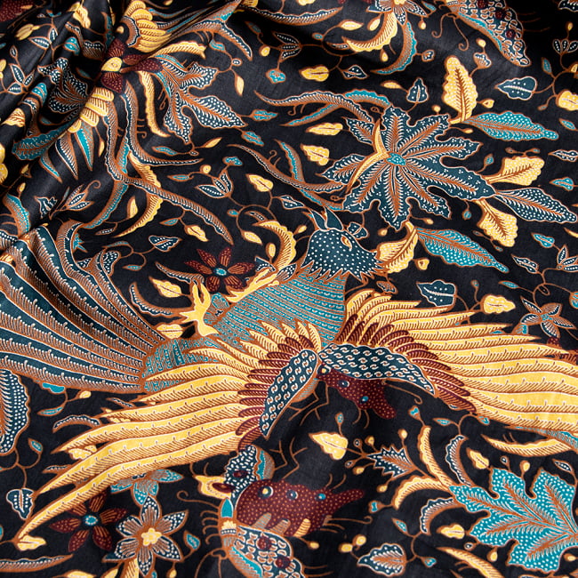 インドネシア伝統模様　ろうけつ染めデザインのコットンバティック 8 - 別の部分の拡大写真です