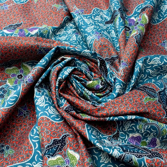 〔210cm*110cm〕インドネシア伝統!コットンバティック - 橙色×青・更紗 4 - 布をクシュクシュっとしてみました