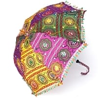 〔アソート〕インド・ラジャスタンの刺繍傘・日傘 - 直径80cm程度の商品写真
