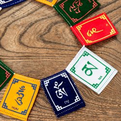 オンマニペメフム ミニミニ タルチョ 3.5x5cm 60cm程度