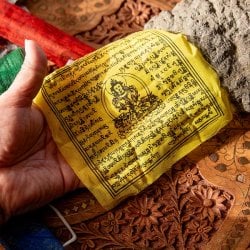 タルチョー【約13cmx約14cm 350cm】　アジアンなフラッグガーランドの画像