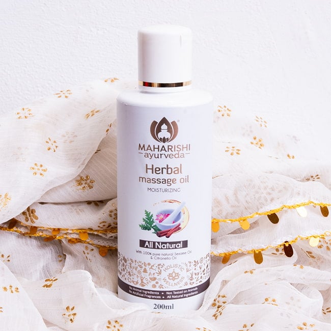 ハーバル　マッサージオイル - Herbal Massage oil(200ml)の写真1枚目です。ボトルの表面ですマッサージ,ハーブ,オイル,アーユルヴェーダ,マハリシ