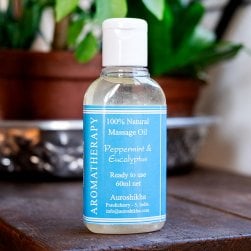 オウロシカ　マッサージオイル　ブルー - Auroshika Aromatherapy Massage Oil - Peppermint & Eucalyptus 60ml