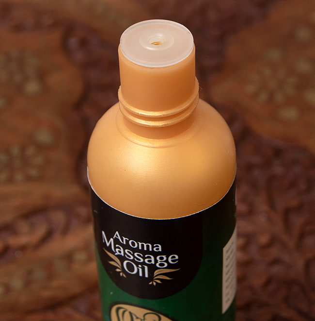 ＣＫＫＭ　ローズ マッサージオイル[Rose Aroma Massage Oil 100ml] 6 - 実際にはこのようにちょっとづつ出るキャップが付いています