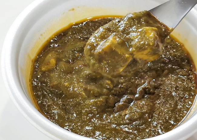 【ワケあり品】Palak Paneer - ほうれん草とカッテージチーズのカレー[MTRカレー] 4 - 実際に中を開けてみました