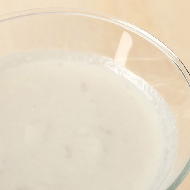 ココナッツミルク プレミアム 140ml Coconut Milk Premium 【AYAM】 2 - 漂白剤を使っていないので真っ白ではない場合がございます。灰色がかっていたりする場合がございます。