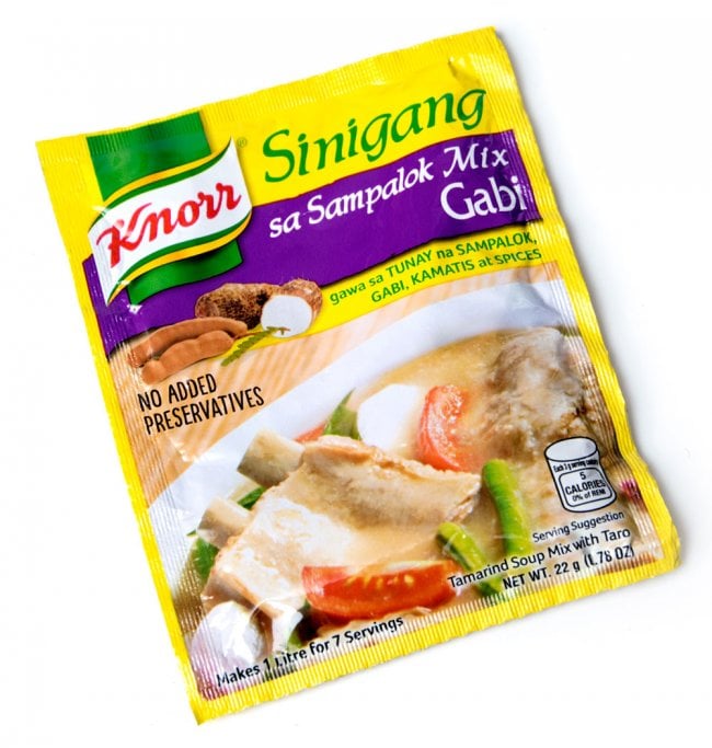 フィリピン料理 シニガンサンパロック ガビの素 - Sinigang Sa Sampalok Gabi 【Knorr】の写真1枚目です。タロイモとタマリンドの酸っぱいスープです。Knorr,フィリピン料理,フィリピン,シニガンスープ,タマリンド,料理の素