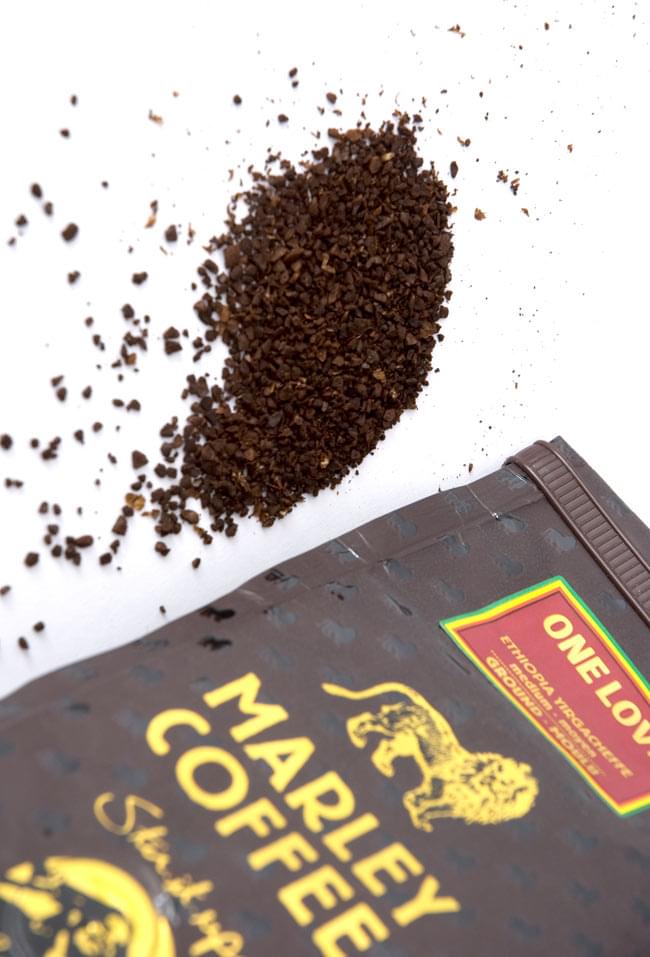 マーリーコーヒー - ワン・ラブ (粉) 【MARLEY COFFEE】 2 - 中細挽きに挽いてあります。思い立ったらすぐ、コーヒタイムを楽しめます。