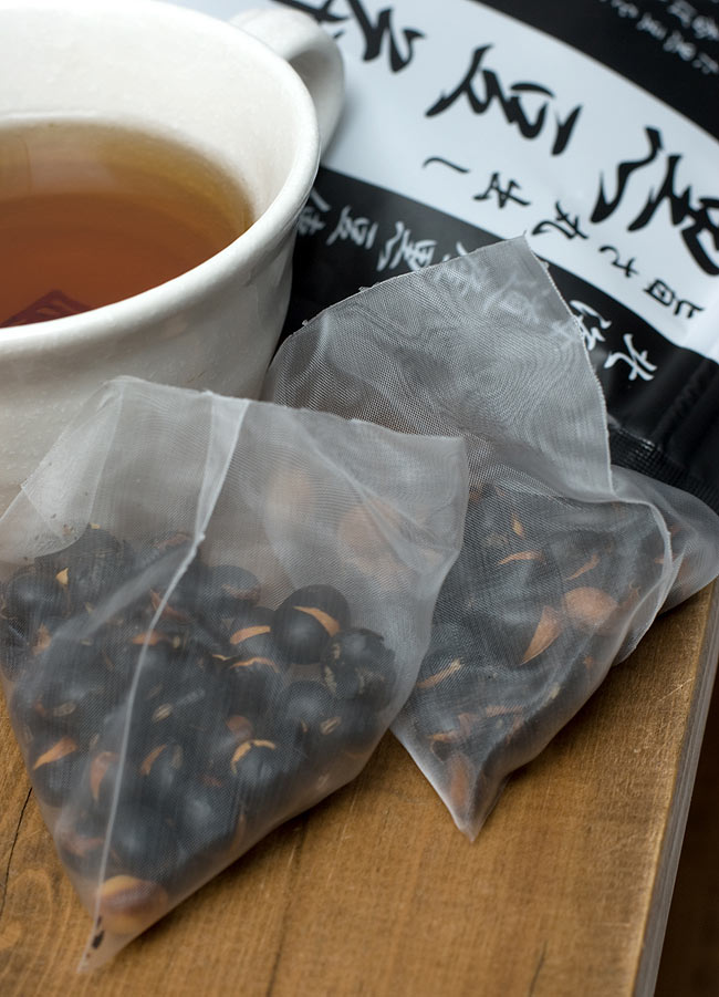日本茶 ティーブティック 旨さ丸出し 黒豆茶180g×6（北海道産