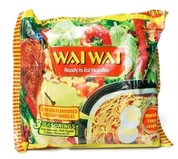 【12個セット】WAIWAI Noodles - インドのインスタントヌードル【チキン味】の写真