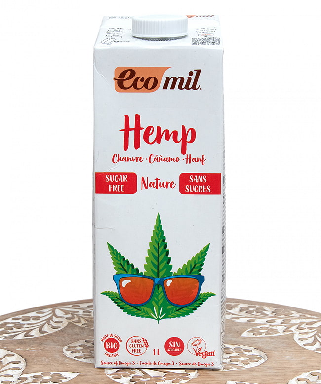 有機 ヘンプ ミルク 無糖 - Hemp　Milk  Nature Sugar Free 【ecomil】の写真1枚目です。麻の実を飲み物にしました。グルテンフリー、オーガニックにこだわった新感覚の飲み物です。こちらは、砂糖なしでほのかな穀物の甘みをお楽しみいただけます。
ヘンプ,麻,ヘンプミルク,有機,オーガニック