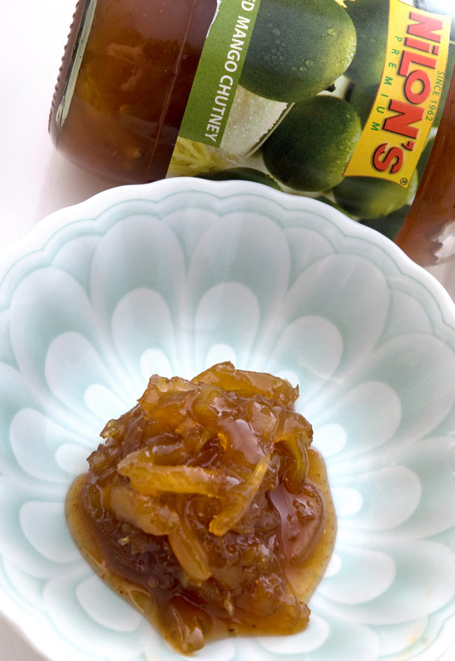 インドのピクルス (アチャール) - マンゴー チャツネ Mango Chutney 【NILONs】 2 - マンゴーを甘く漬けました。甘酸っぱさがなんとも言えずいい感じ。カレーの隠し味、パンにもいけますよ。