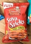 マサラ ソイ スティック タンギー トマト味 - Soya Sticks Tangy Tomato 180g 【Jobsons】