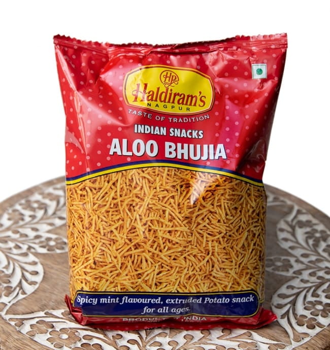 インドのお菓子 スパイシーポテトスナック アルーブジア - ALOO BHUJIAの写真1枚目です。正面から撮影しましたインドのお菓子,ハルディラム,ナムキン,ナムキーン