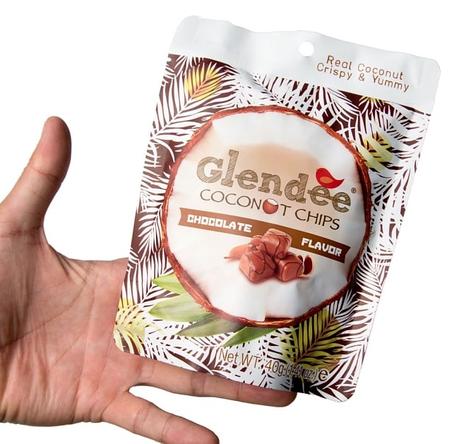 ココナッツチップス - チョコレート味 【Glendee】 4 - サイズ比較のために手に持ってみました