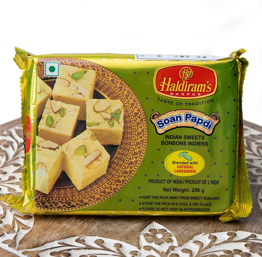 インドのお菓子 ソーン パブディ ピスタチオ リッチ − SOAN PAPDI の通販