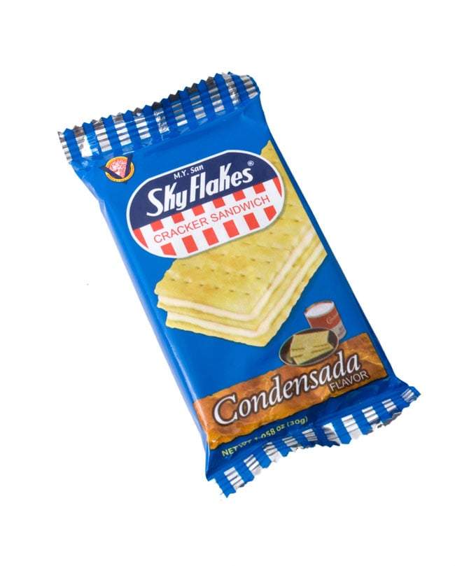 クラッカー サンドイッチ・コンデンスミルク味 − Cracker Sandwich　CondensadaFlavor 〔SkyFlakes〕の写真